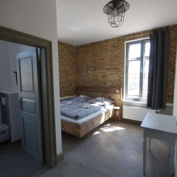 Dobbeltværelse med eget badeværelse på vandrehjemmet Seemannsheim i Flensborg